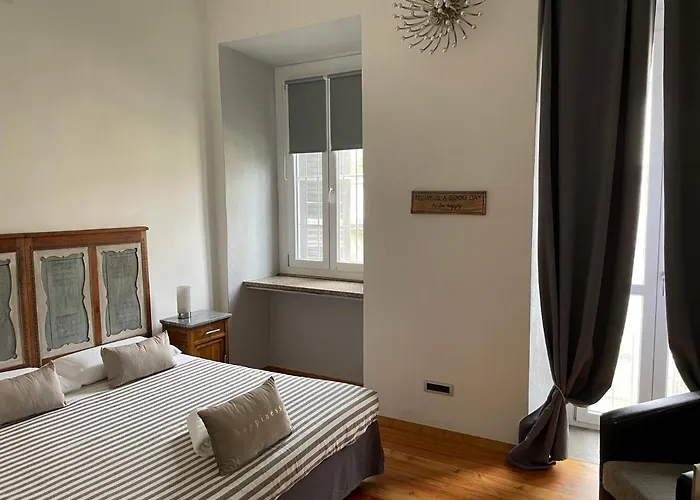 La Reggia Di Famiglia Penzion 4*
